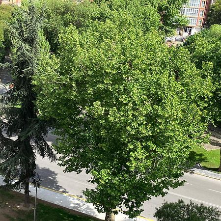EL BALCÖN DE AVILÉS, acogedor con garaje en centro histórico, Esterno foto